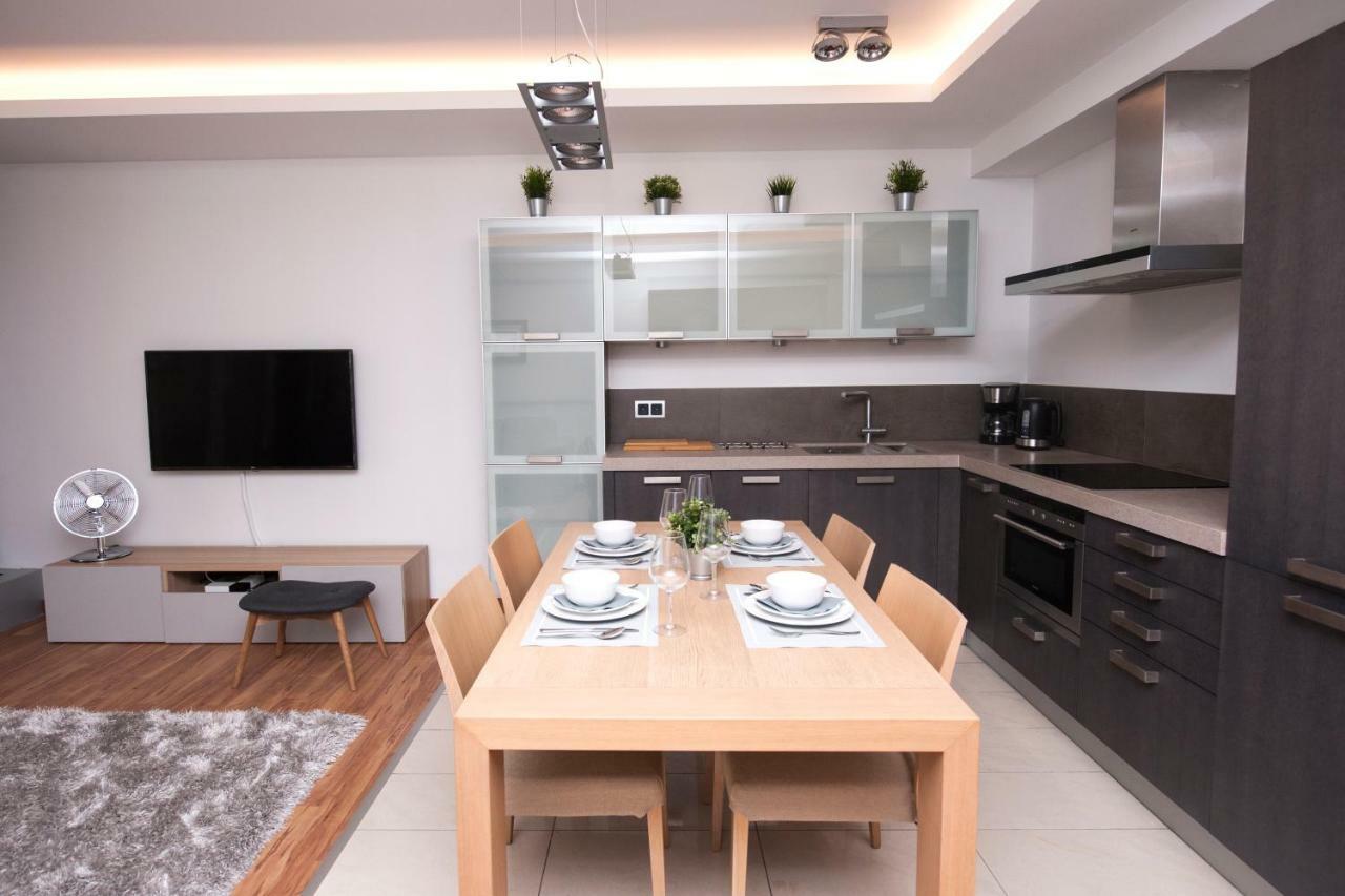 Apartament Zeta Lux أوسترون المظهر الخارجي الصورة